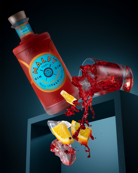 Photograph Krzysztof Czernecki Malfy Gin on One Eyeland